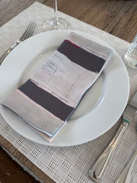 Modern, artsy charcoal gray cloth napkins with abstract design for the elevated dining table sustainable table linens eco-friendly entertaining